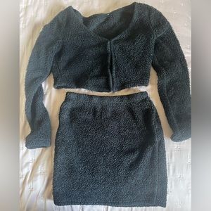 Fuzzy two piece set